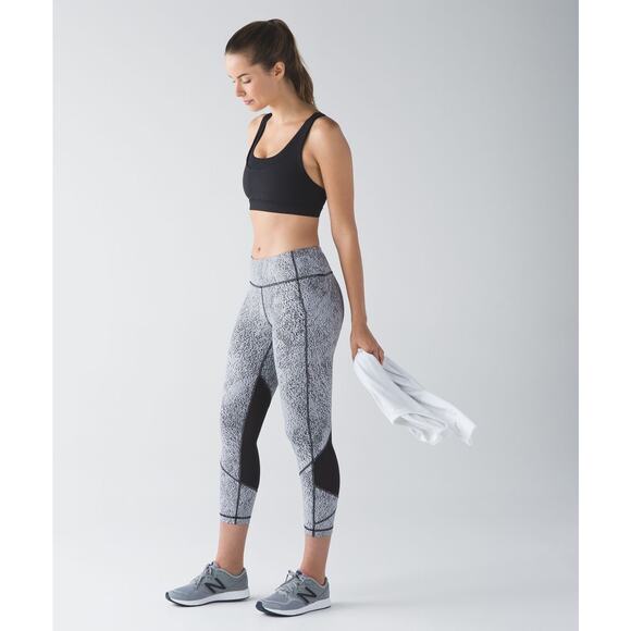 Lululemon Pace Rival Crop Legging Sz 6 - Picture 1 of 8